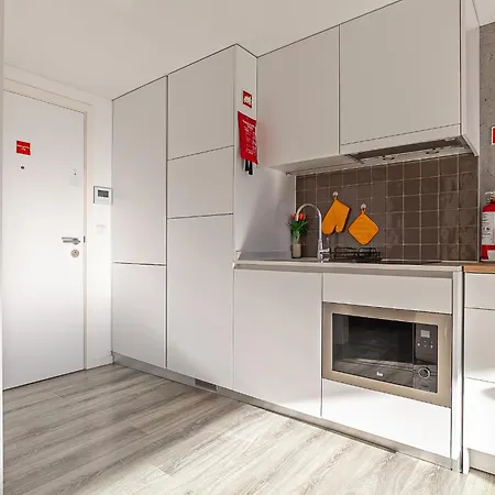 アパート Felicidade Incl Parking By Sweet アヴェイロ