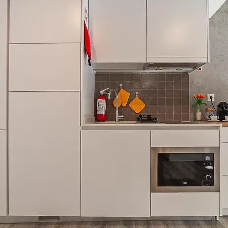 Felicidade Incl Parking By Sweet アパート