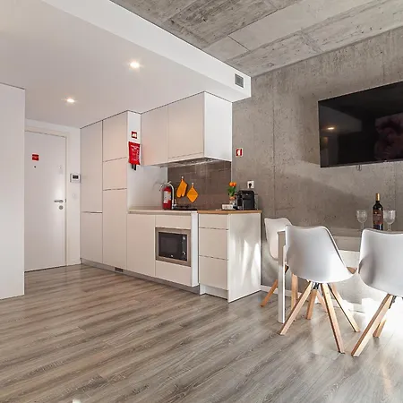 アパート Felicidade Incl Parking By Sweet アヴェイロ